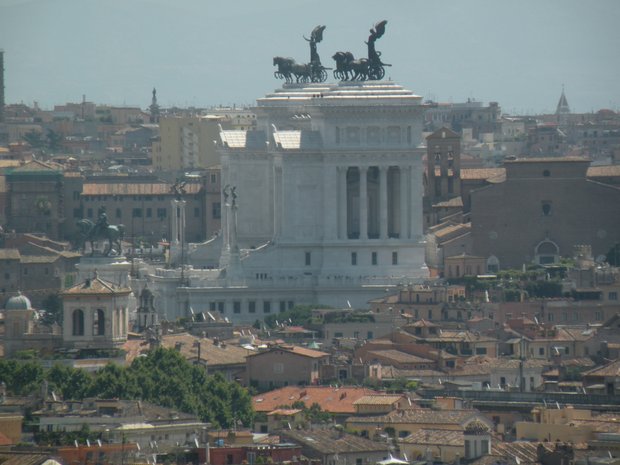  la pièce montée de Rome